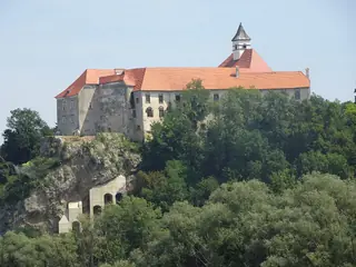 Grad Borl in Dolane