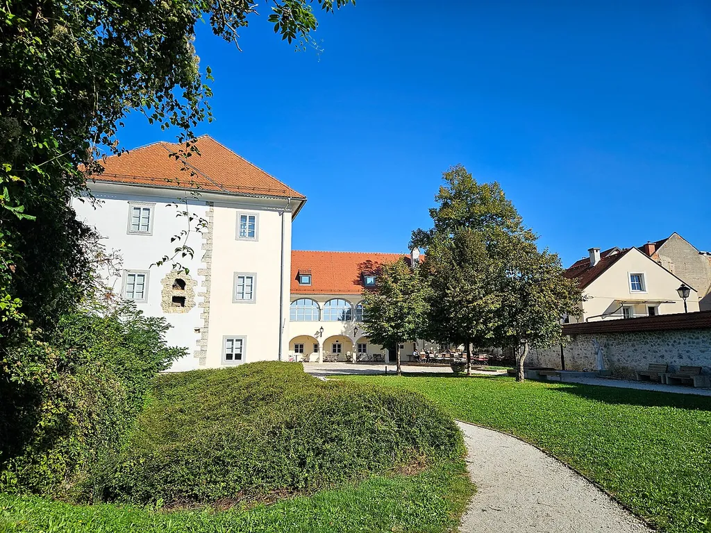 Grad Khislstein in Kranj