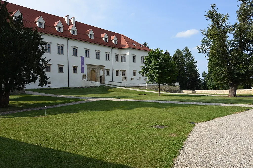 Grad Negova – Photo 2 of 5