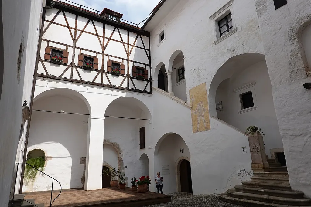 Grad Podsreda – Photo 2 of 9