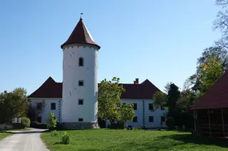 Grad Raka – Fotografija 3 od 7
