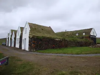 Grenjaðarstaður
