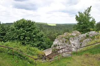 Gród na Górze Birów in Ogrodzieniec – Zdjęcie 7 z 9