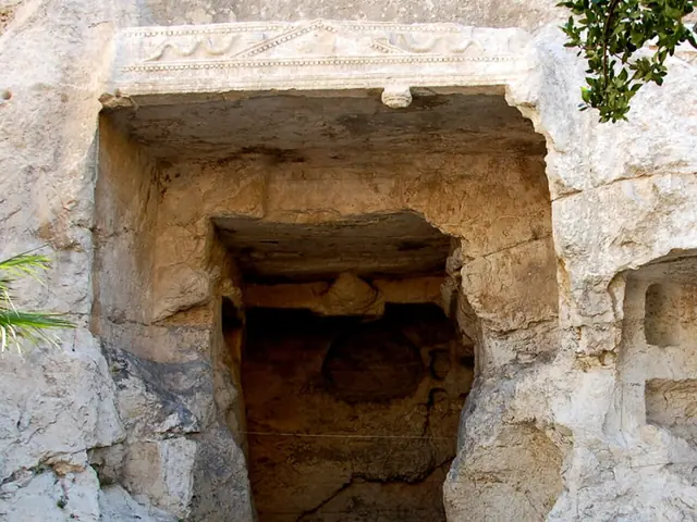 Grotta della Vipera in Cagliari