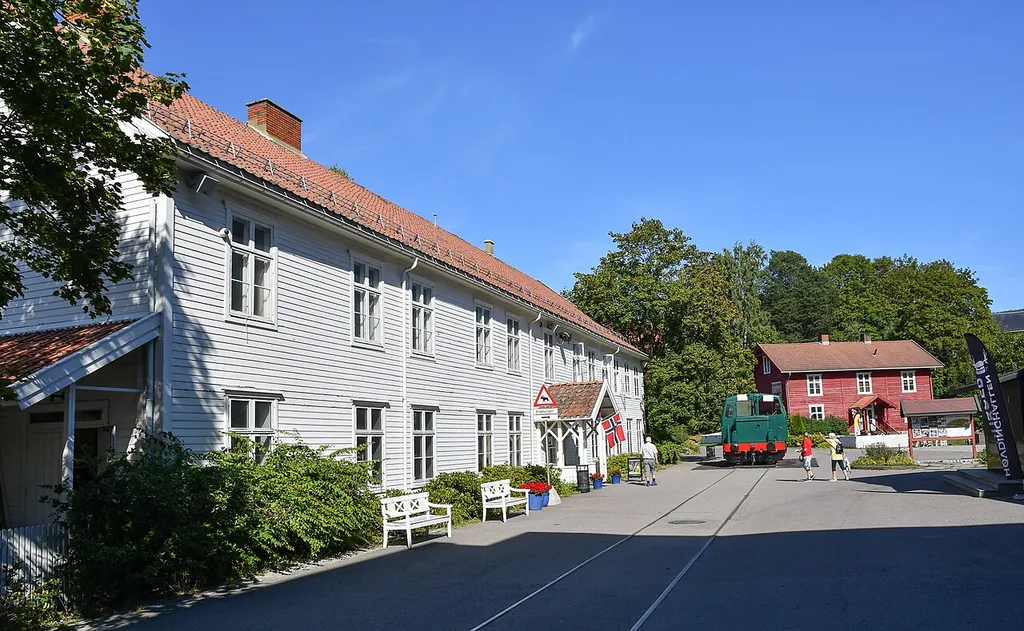 Hadeland Glassverk in Jevnaker – Bilde 2 av 8