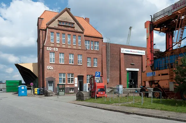 Deutsches Hafenmuseum in Amburgo