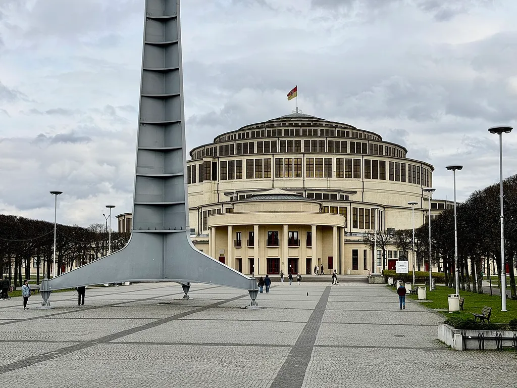 Hala Stulecia – Visitor Centre in Wrocław – Photo 2 of 3