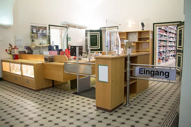 Handschriften-Ausstellung der Universitätsbibliothek Kassel – Photo 4 of 4