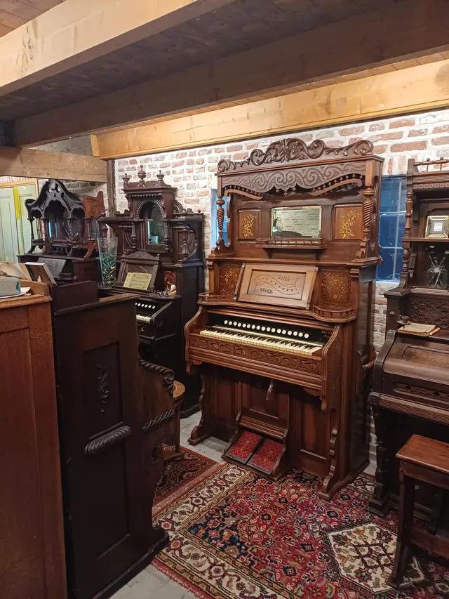 Harmonium Museum Paasloo