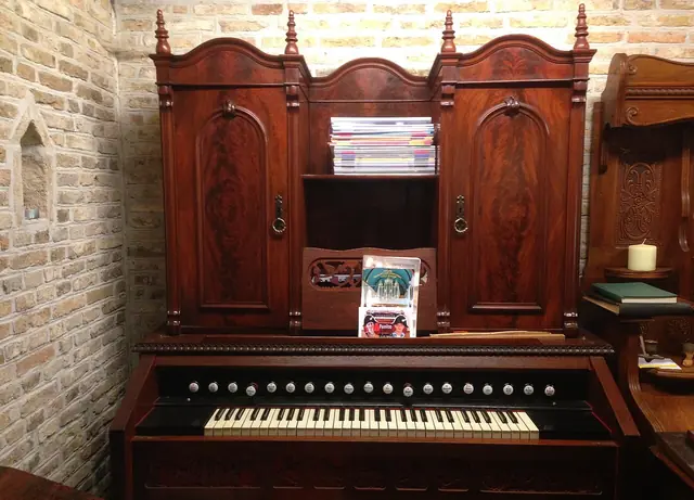 Harmonium Museum Paasloo