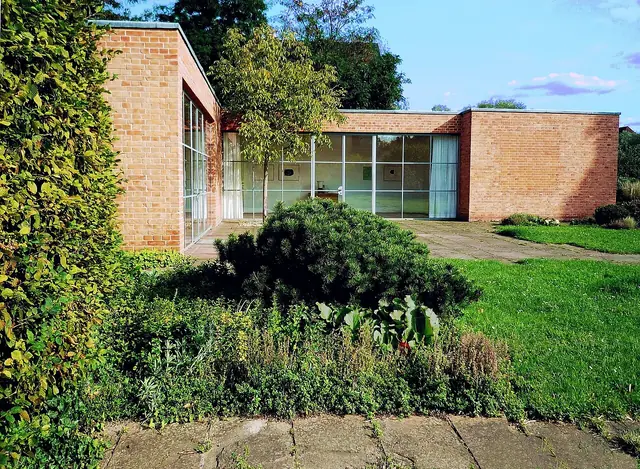 Mies van der Rohe Haus in Berlino