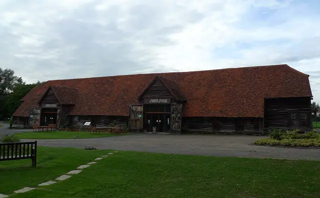 Headstone Manor and Museum in Londra