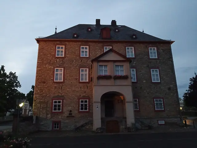 Heimatmuseum der Stadt Aßlar im Schloß zu Werdorf – Photo 2 of 3