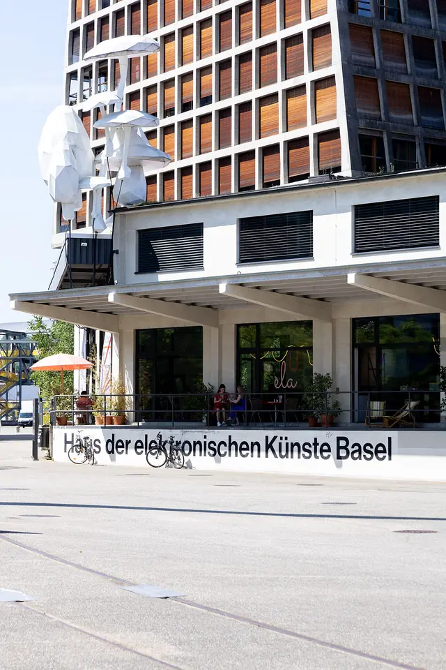 HEK (Haus der Elektronischen Künste) in Münchenstein – Photo 4 sur 4