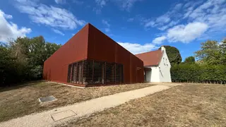 Henry Moore Studios and Gardens in Much Hadham – Photo 3 of 6