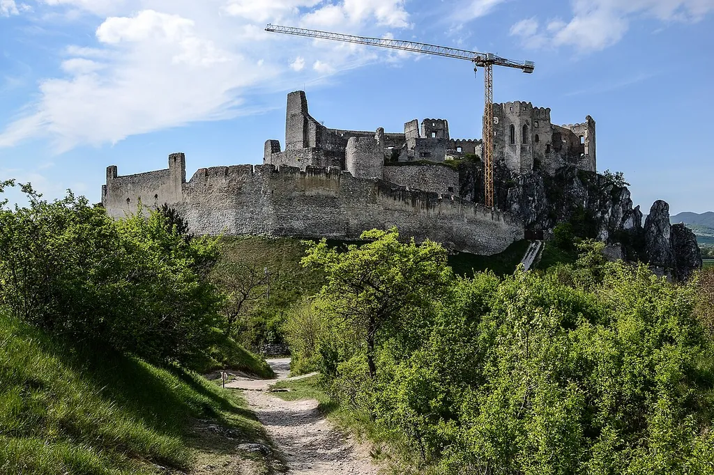 Hrad Beckov – Fotografia 3 z 9