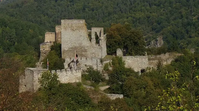 Zřícenina hradu Cornštejn in Bítov