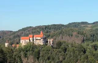 Hrad Pernštejn in Nedvědice