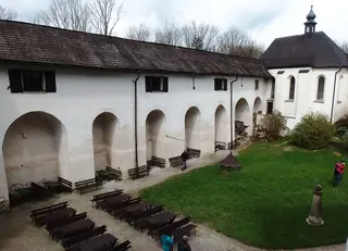 Hrad Roštejn in Doupě