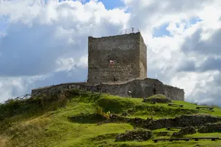 Hrad Šariš in Veľký Šariš