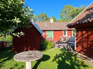 Hultets hembygdsgård in Öjebro