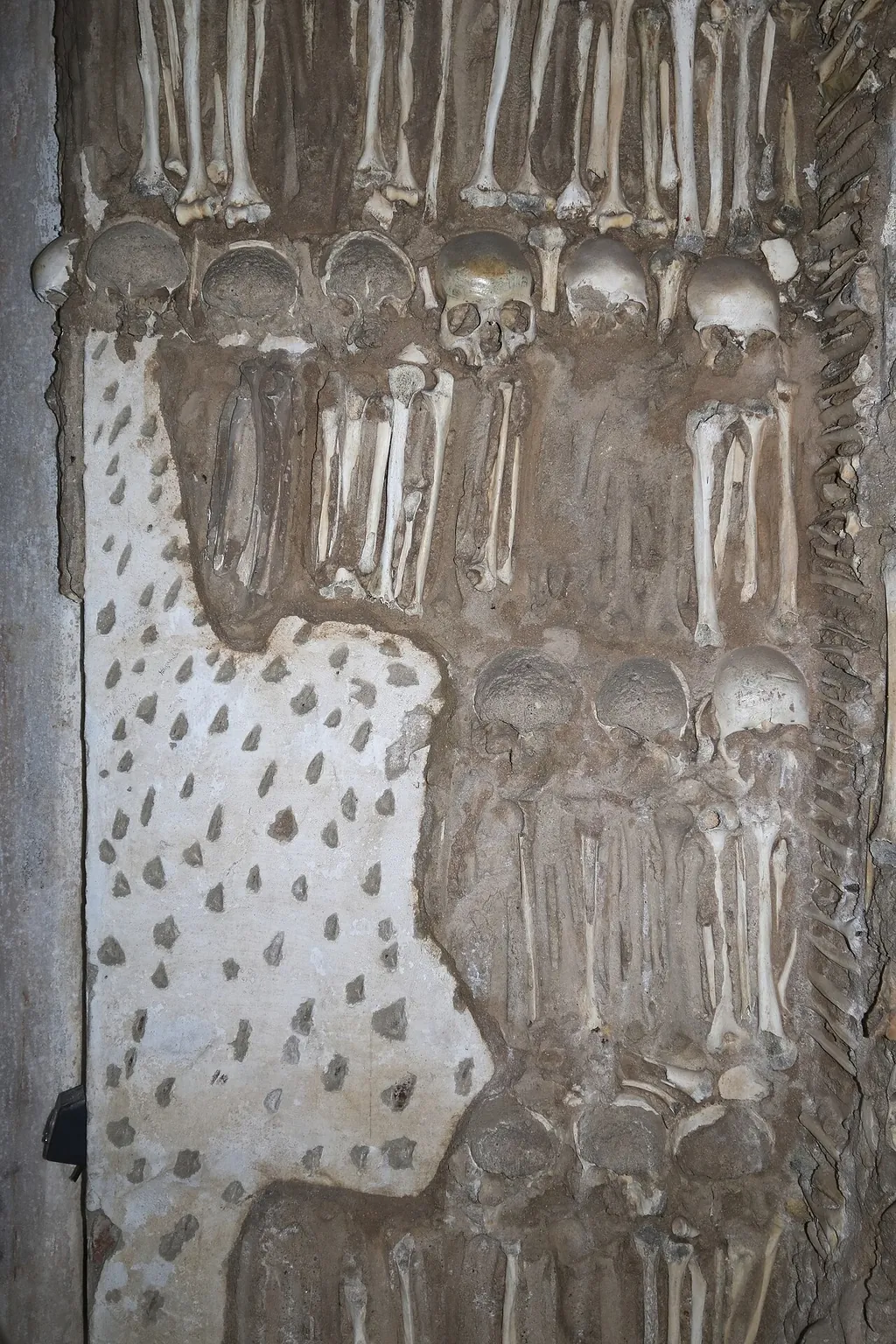 Igreja de São Francisco e Capela dos Ossos in Évora – Foto 5 de 6