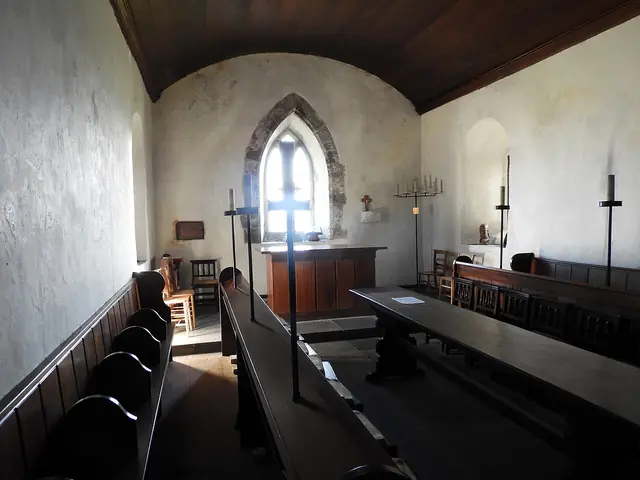 Iona Abbey and Nunnery in Isle of Iona – Bild 2 von 3