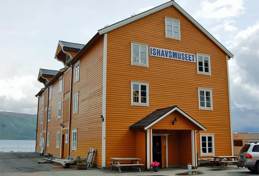 Ishavsmuseet Aarvak in Brandal
