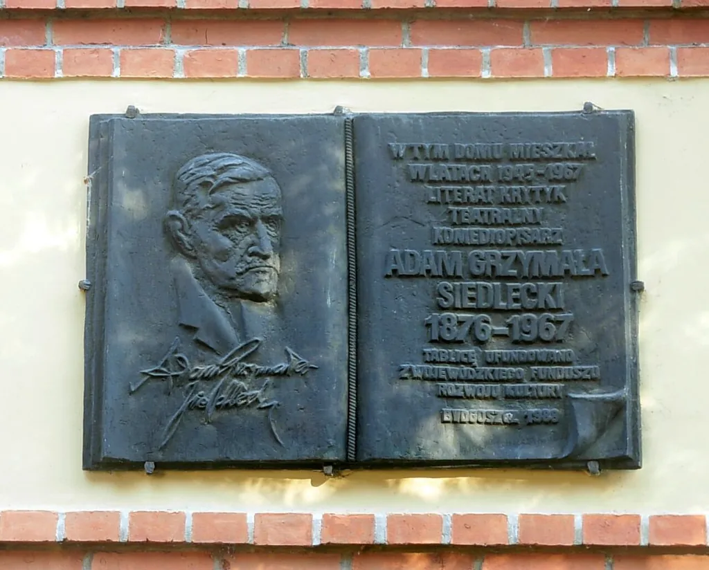 Izba Pamięci Adama Grzymały-Siedleckiego in Bydgoszcz