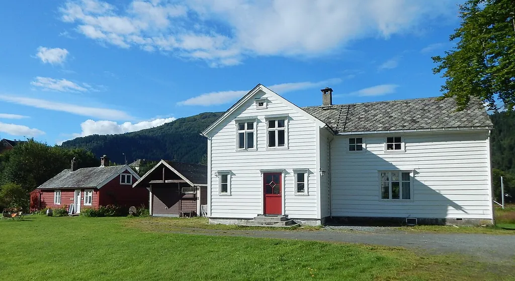 Jakob Sande-tunet in Dale i Sunnfjord