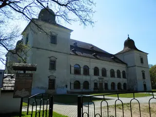 Kaštieľ Hanušovce nad Topľou