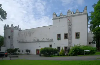Kaštieľ Strážky in Spišská Belá – Photo 2 of 5