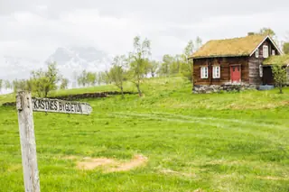 Kastnes Bygdetun in Brøstadbotn