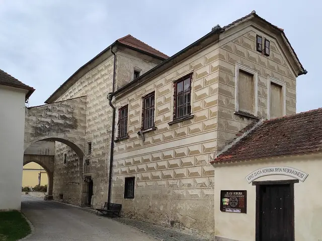 Klášter Zlatá Koruna