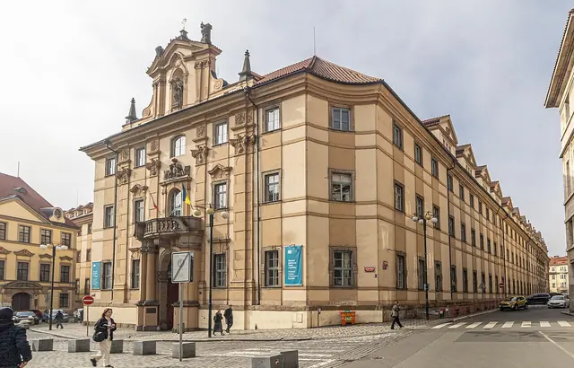 Klementinum – Astronomická věž a barokní knihovna in Praga