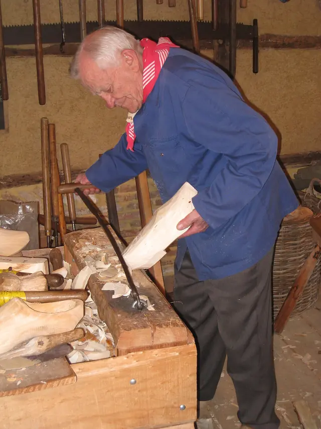 Klompenmuseum Den Eik in Laakdal