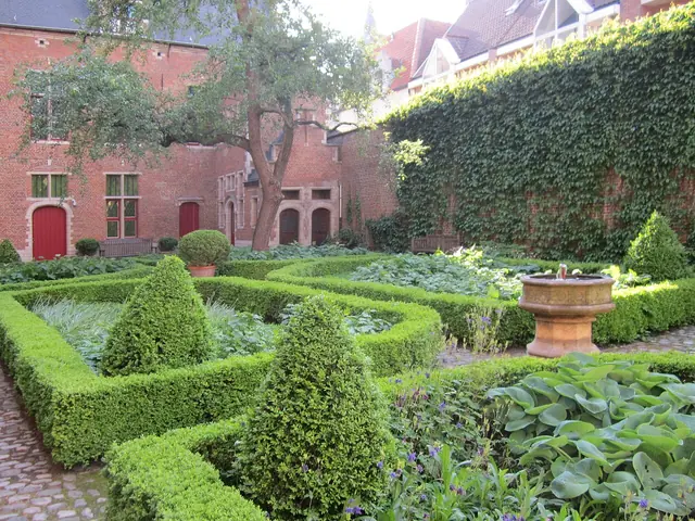 Koninklijke Manufactuur van Wandtapijten De Wit in Malines