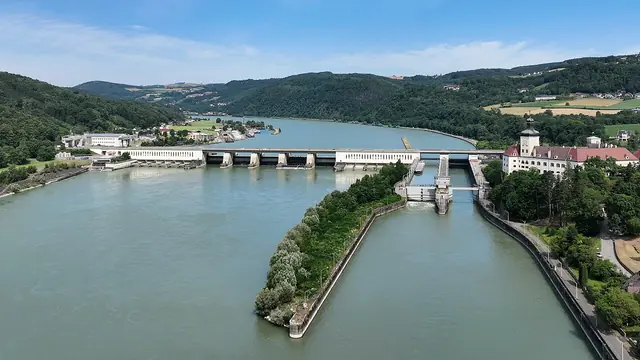 Besucherkraftwerk Ybbs-Persenbeug in Ybbs an der Donau