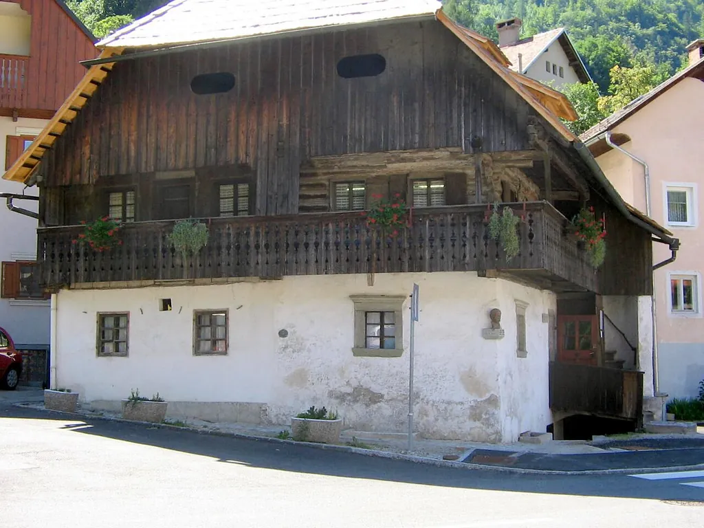Kurnikova hiša in Tržič