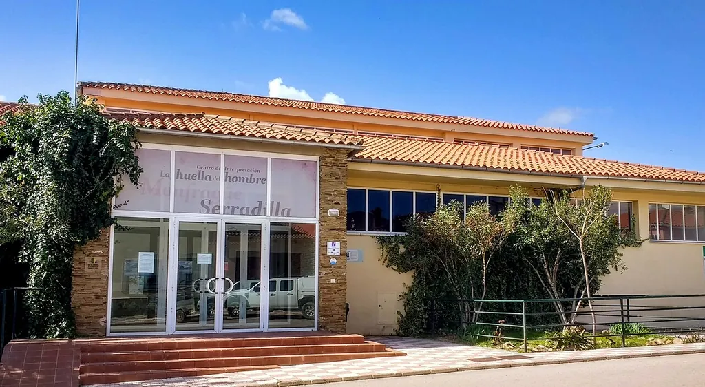 La Huella del Hombre en Monfragüe in Serradilla
