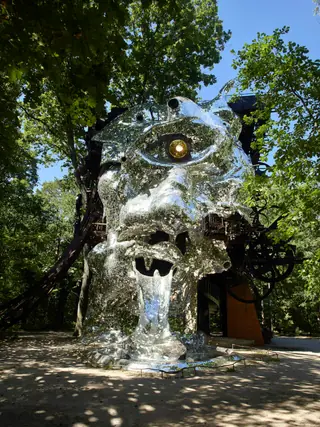 Le Cyclop in Milly-la-Forêt
