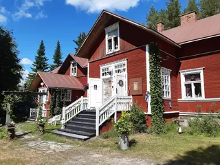 Lelumuseo Eilisen lapset ja Leikityt lelut in Paltamo