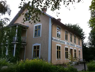Levanders lanthandel in Holsbybrunn