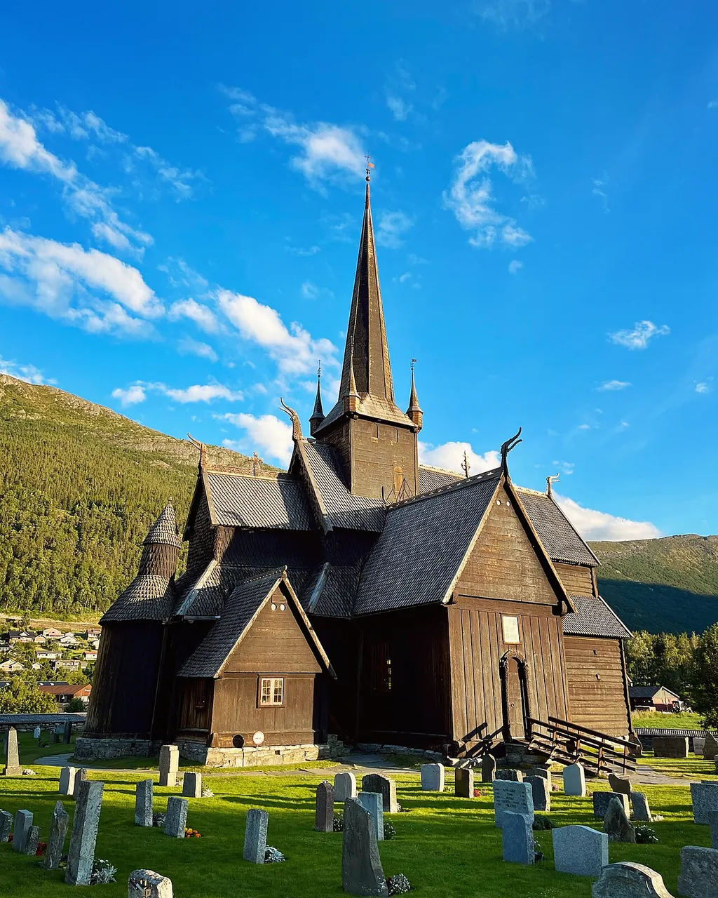 Lom stavkyrkje – Bilde 10 av 10