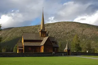 Lom stavkyrkje – Bilde 7 av 10
