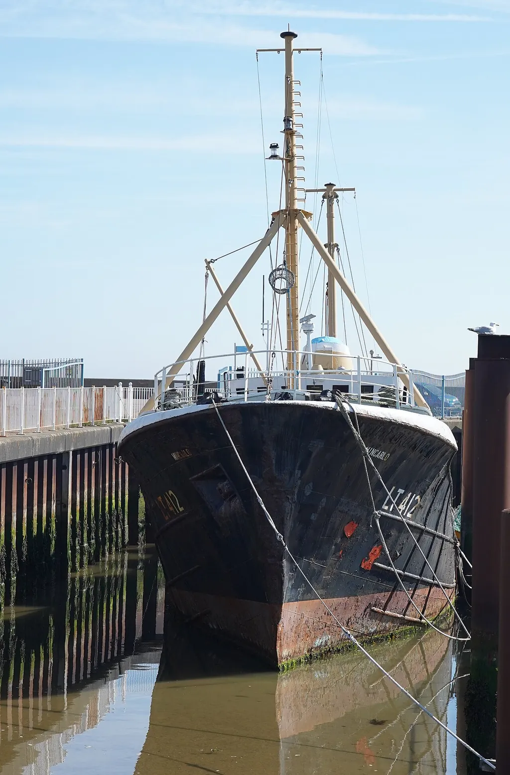 Lydia Eva & Mincarlo in Lowestoft – Photo 2 of 6