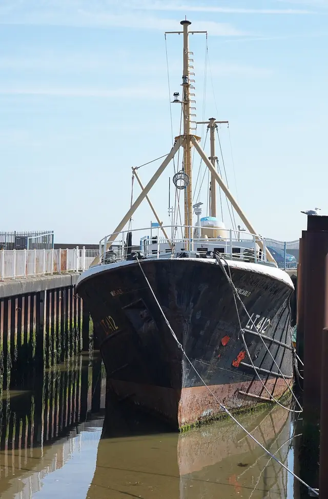 Lydia Eva & Mincarlo in Lowestoft – Photo 2 of 6