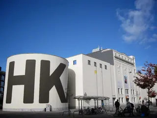 M HKA – Museum van Hedendaagse Kunst Antwerpen in Antwerpia