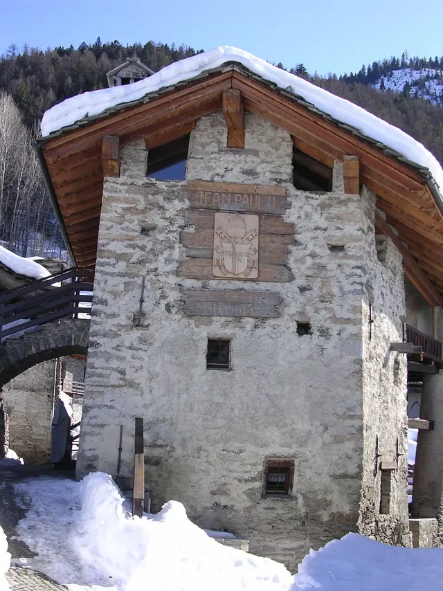 Maison-musée Jean-Paul II in Introd