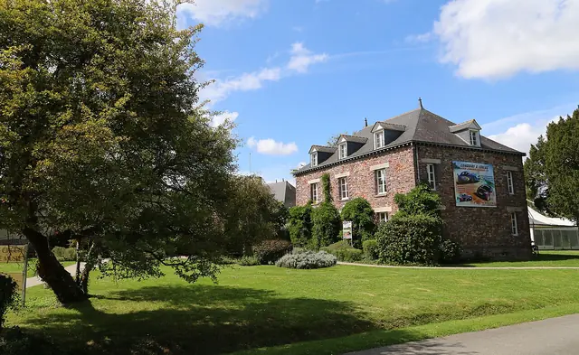 Manoir de l'automobile in Lohéac